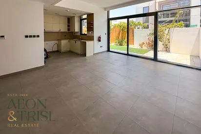 4 Beds+Maid | Corner Unit | Ruba | Single Row