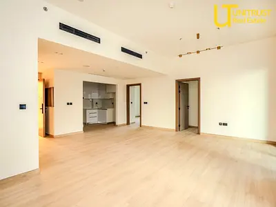 Luxury 2BR | Fully Automated | Marina & Pool View