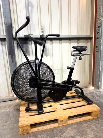 Assault air almost new in perfect condition