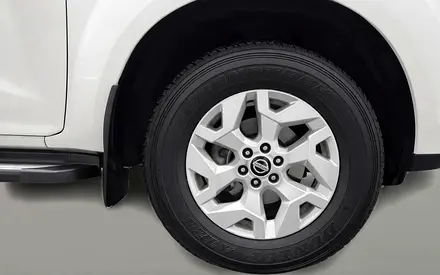 2023 Nissan XTERRA — миниатюра 12