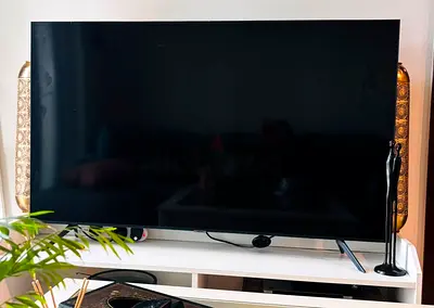 Samsung 58 UHD TV in Good Condition