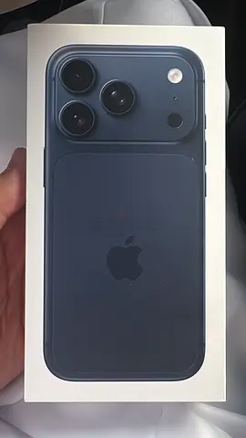Apple iPhone 17 Pro Blue Titanium