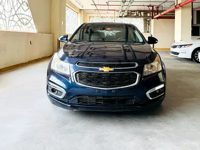 Chevrolet Cruze LT 1.6 cc 2016 GCC Specs Full option with sunroof car for sale.