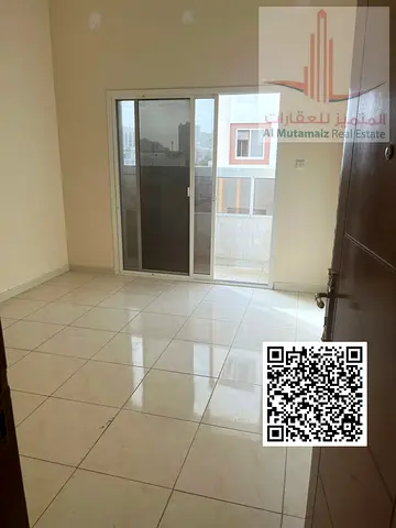 Now available for annual rent, a wonderful apartment featuring a practical design and a comfortable