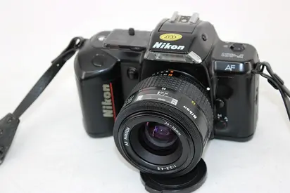 Nikon F-401 Film Camera + AF Nikkor 35-70mm f/3.3-4.5 Lens