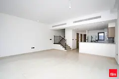 Spacious | Vacant | Near Park — 3