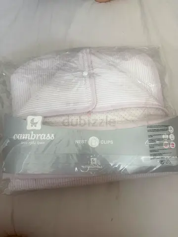 Light purple newborn baby nest / portable sleeper - like new