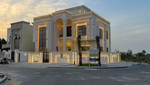 With an all-inclusive price for electricity, water, and air conditioning, own a luxurious villa for sale in Al Rawda 3 - Ajman | 6 master bedrooms |
