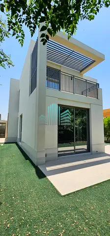 LUXURIOUS BRAND NEW VILLA | WITH HUGE OUTSIDE SPACE | READY TO MOVE-IN