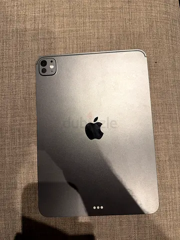 Apple iPad Pro M5 11-inch (Space Gray) - Good Condition