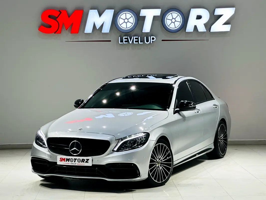 Mercedes-Benz C-Class 2020 — photo 1 of 20