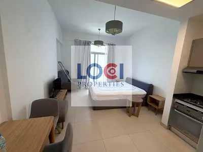 *READY TO MOVE | NEXT TO METRO | CHILLER FREE