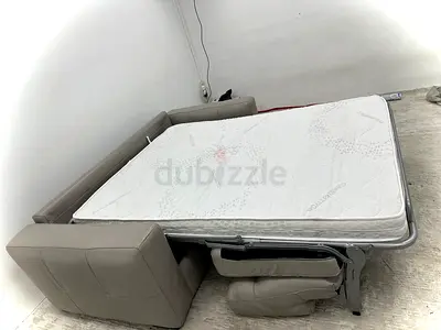 Looks great condition Natuzzi sofabed