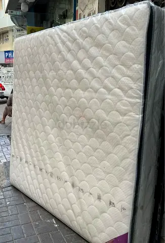 Brand New king Top Memory foam Spring Mattress