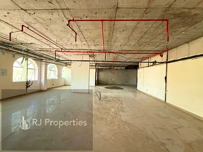 Luxury Huje Spacious Bright Location Office Near Sharjha University Affordable price