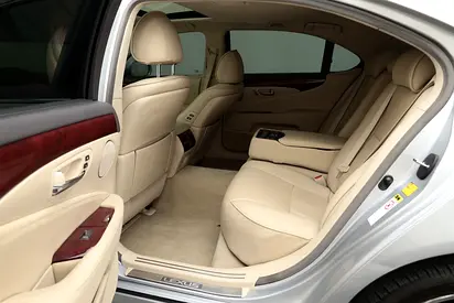 2012 Lexus LS-SERIES — миниатюра 18