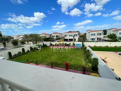 Extendable Huge plot independent villa JVC