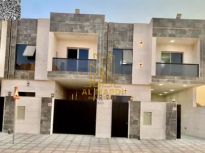 فرصة امتلاك فيلا احلامك تصميم مودرن مع روف و شامل رسوم التسجيل قريبة من المسجد و بسعر قابل للتفاوض