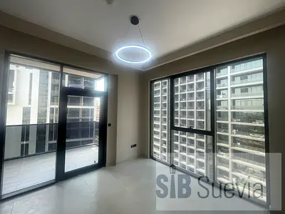 Modern 1 BED | High Floor | Prime Community