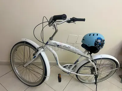 White 26 Cruiser Bicycle with Helmet - brand new
