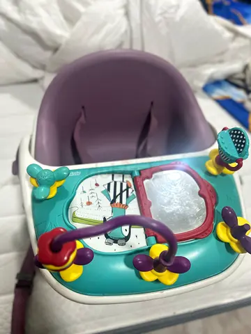 Baby activity seat with play tray - light use mama papa