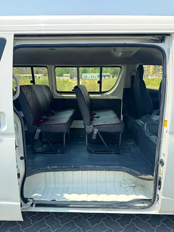 2013 Toyota HIACE 照片 5