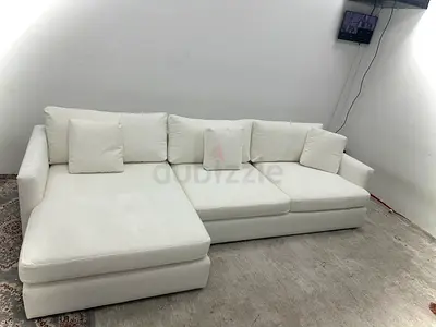 Brand new condition cratebarrel lshape sofa