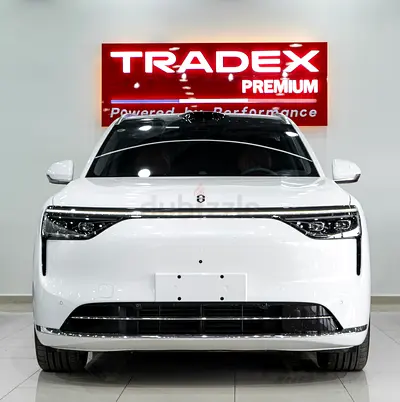 2025 AITO M8 | Brand New | GCC Specs | Premium Hybrid SUV
