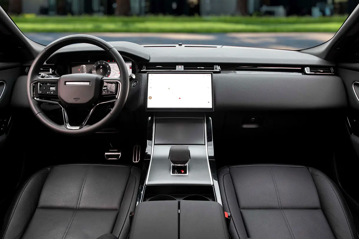 Land Rover Range Rover Velar 2024