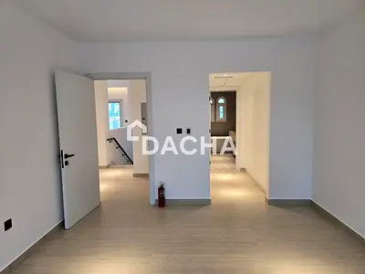 Vacant | Maid Room | Fully Upgraded