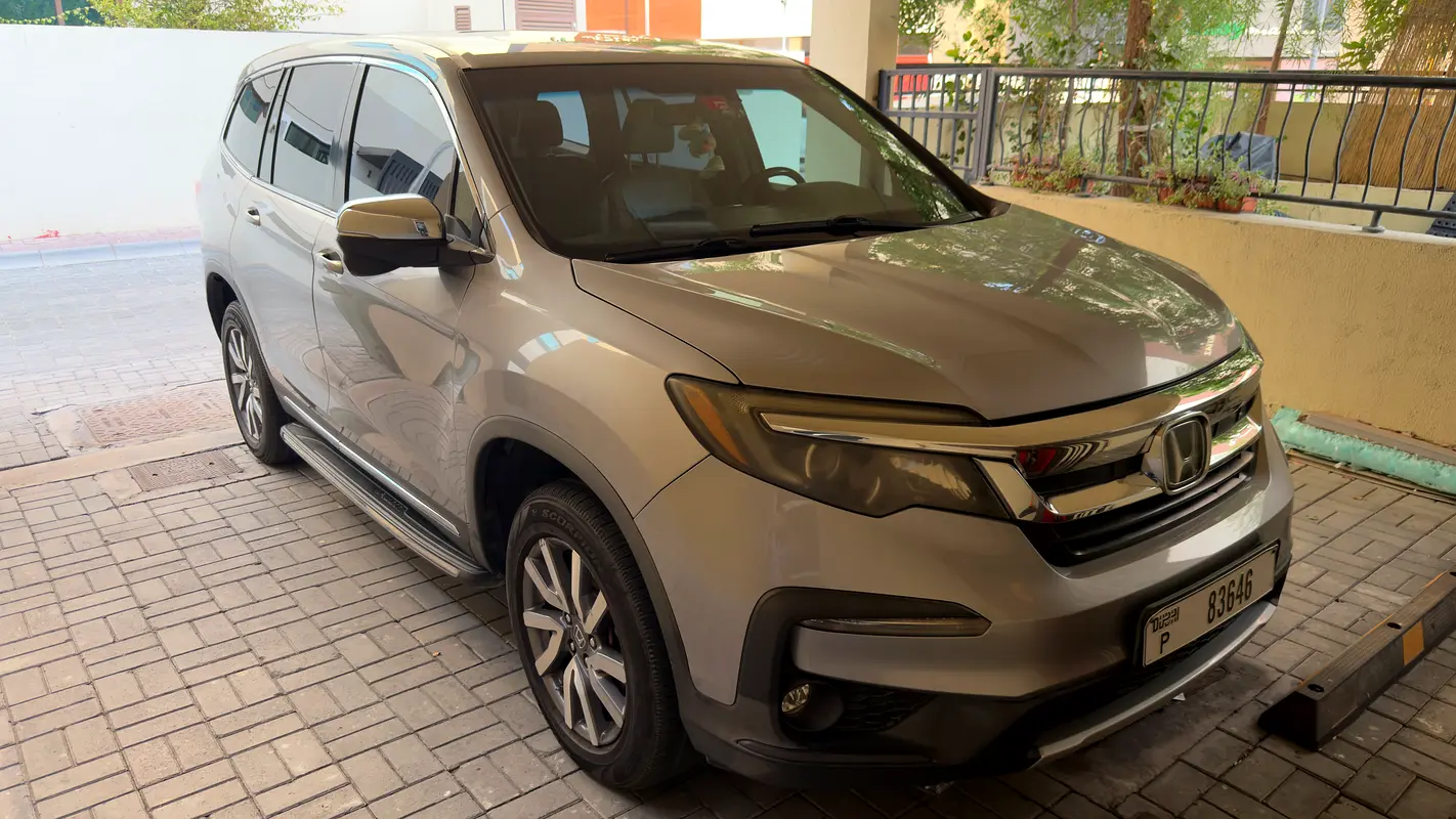 Honda Pilot 2019 — photo 1 of 17