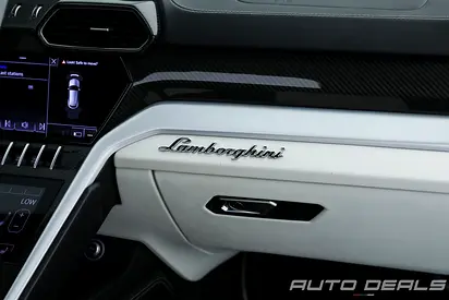 2022 Lamborghini URUS 缩略图 16