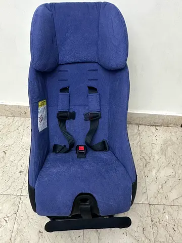 Clek Fllo Convertible Car Seat - Compact Design for 3-Across Seating, Extended Rear-Facing with Anti