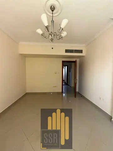 NO COMMISSION 1 MONTH FREE GYM,POOL FREE 3 YEARS RENT SAME/BALCONY 37K/4 AND 6 CHEQS OPTION