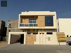 Villa directly from the owner, personal finishing, on a main street, close to all services, freehold