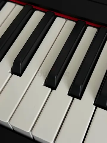 Yamaha 61-key Portable Keyboard — Good Working Condition
