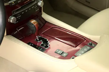 2012 Lexus LS-SERIES — миниатюра 16