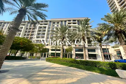 POOL VIEW & BRIGHT| LOW FLOOR |NEGOTIABLE