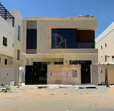 A villa with a price including registration and ownership fees on the main street, ready to move in, with a special discount for cash in the most pres