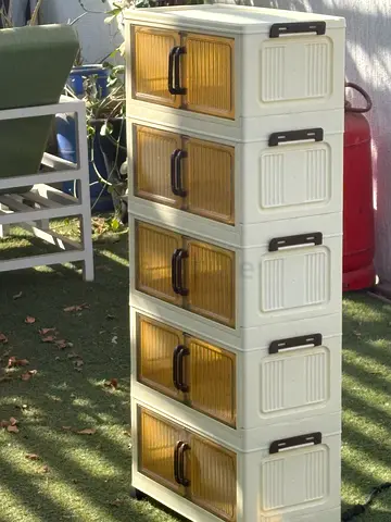 Used plastic multi-compartment storage cabinet - 6 doors