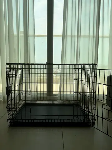 Foldable Metal Dog Crate with Removable Tray - Good Condition