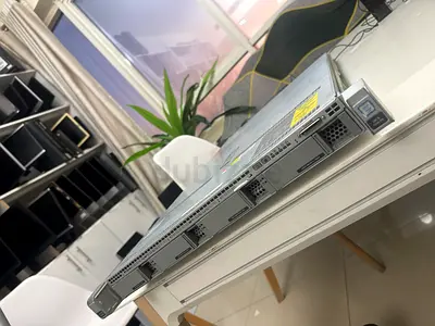 Cisco UCS C220 M4 1U Server | 2× Intel Xeon E5-2620 v3 | 32GB DDR4 | 18TB SAS (3×6TB)