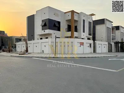 Corner villa for sale in Al-Haliyo 2 – 5 master bedrooms, 4000 sq ft, and a special price