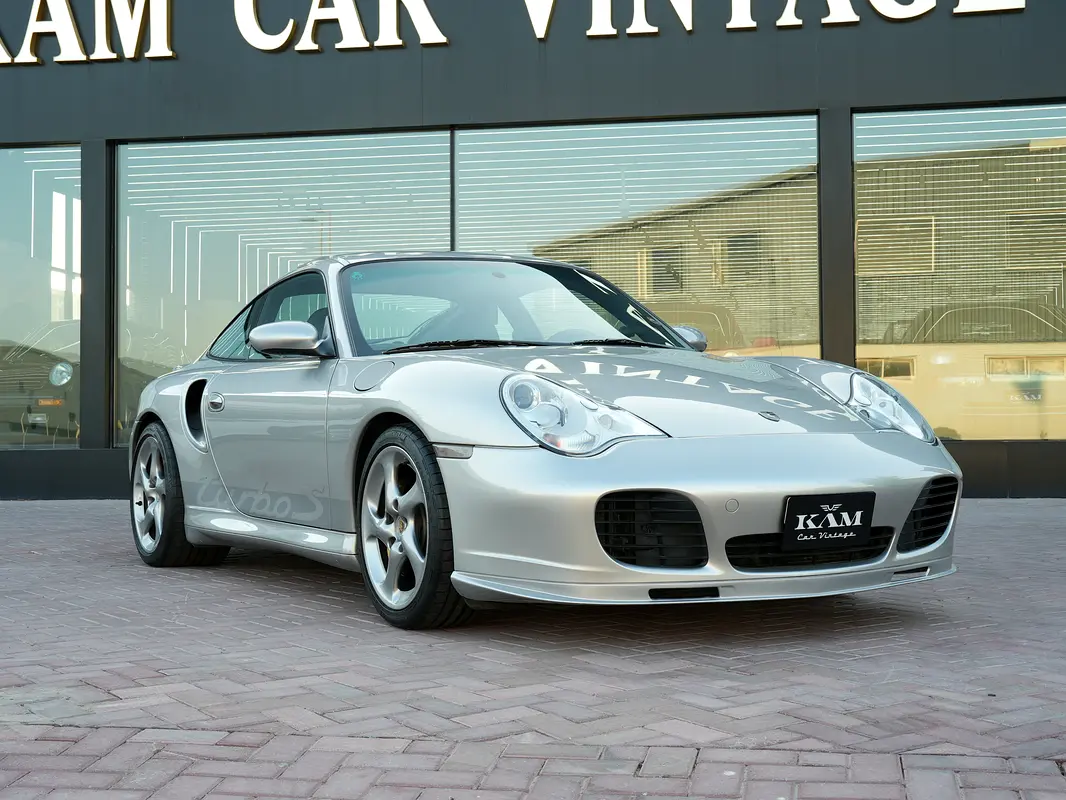 Porsche 911 2005 — photo 1 of 19