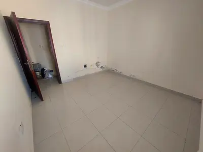 1BHK APARTMENT FAMILY BUILDING neat and clean
