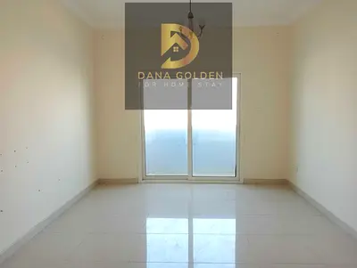 2bhk apartment free parking on prime location full family building best for familes