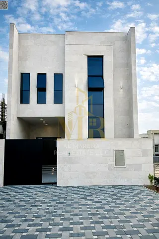 🏡 Townhouse for sale in Al Helio 2 – Ajman | Close to Maktoum Bin Rashid Street | 5 master bedrooms | Registration fees included | AED 1,300,000