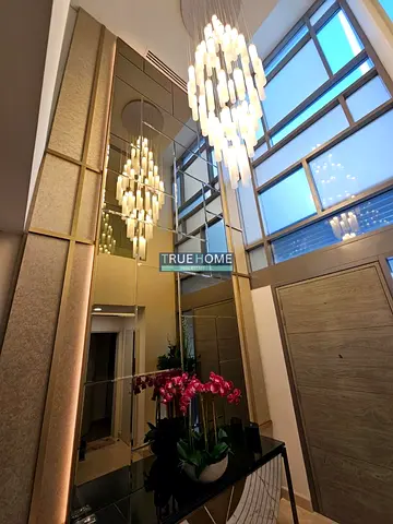 Luxury 5BR Corner Villa | High-End Finishes | Rented