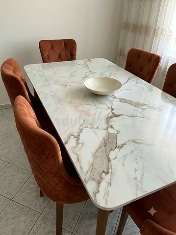 Luxury dining 6 seater table with chairs