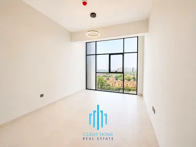 Distress Deal | Vacant | 1-Bedroom Apartment for Sale in Amal Tower, Dubai Sports City